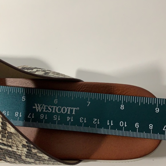 Mia girl Snake print Women’s sandal size:6,6.5,7, 7.5,8, 8.5,9, 9.5, 10 Various - Picture 13 of 14